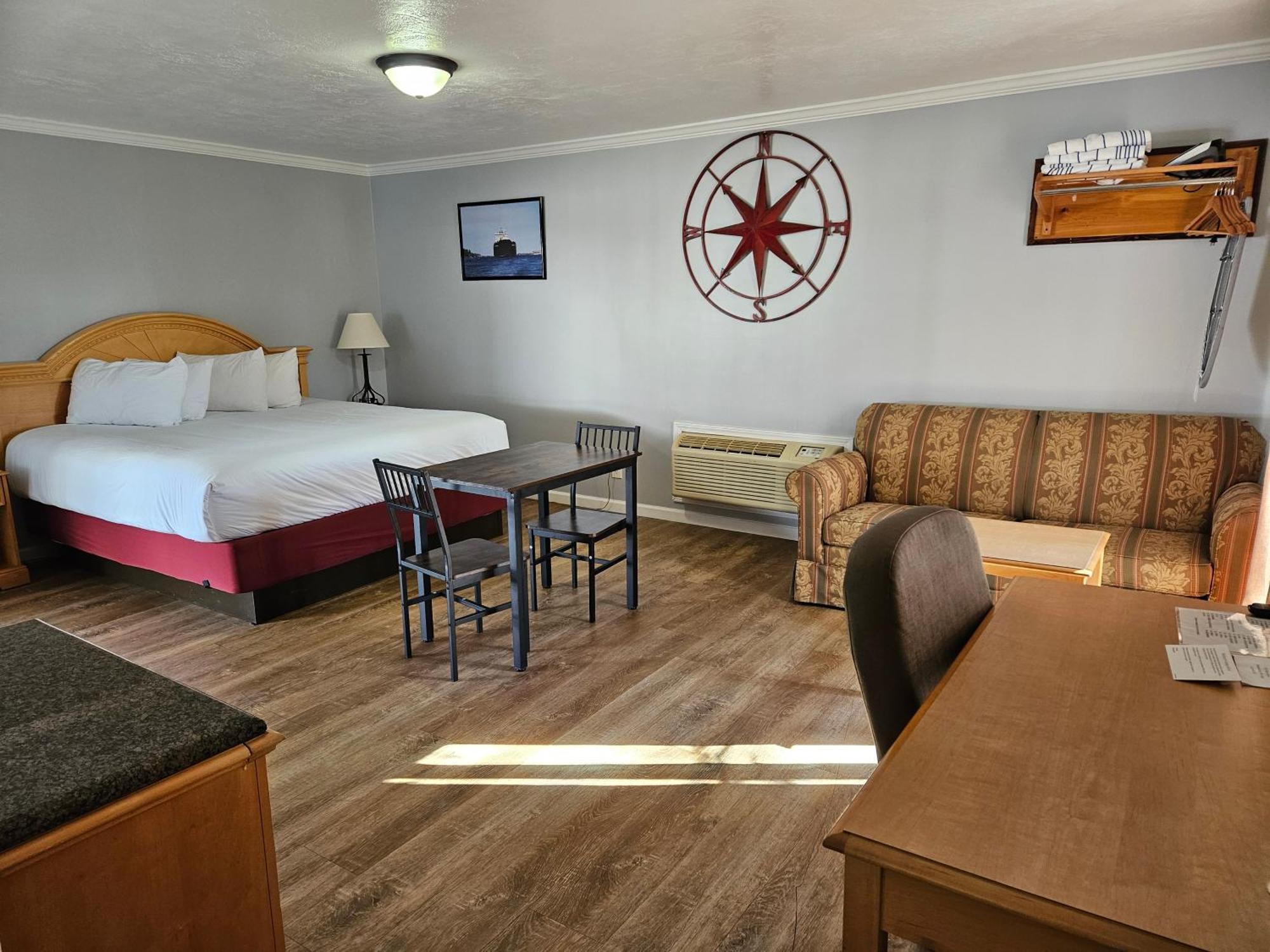 Captain'S Inn And Suites Alexandria Bay Dış mekan fotoğraf