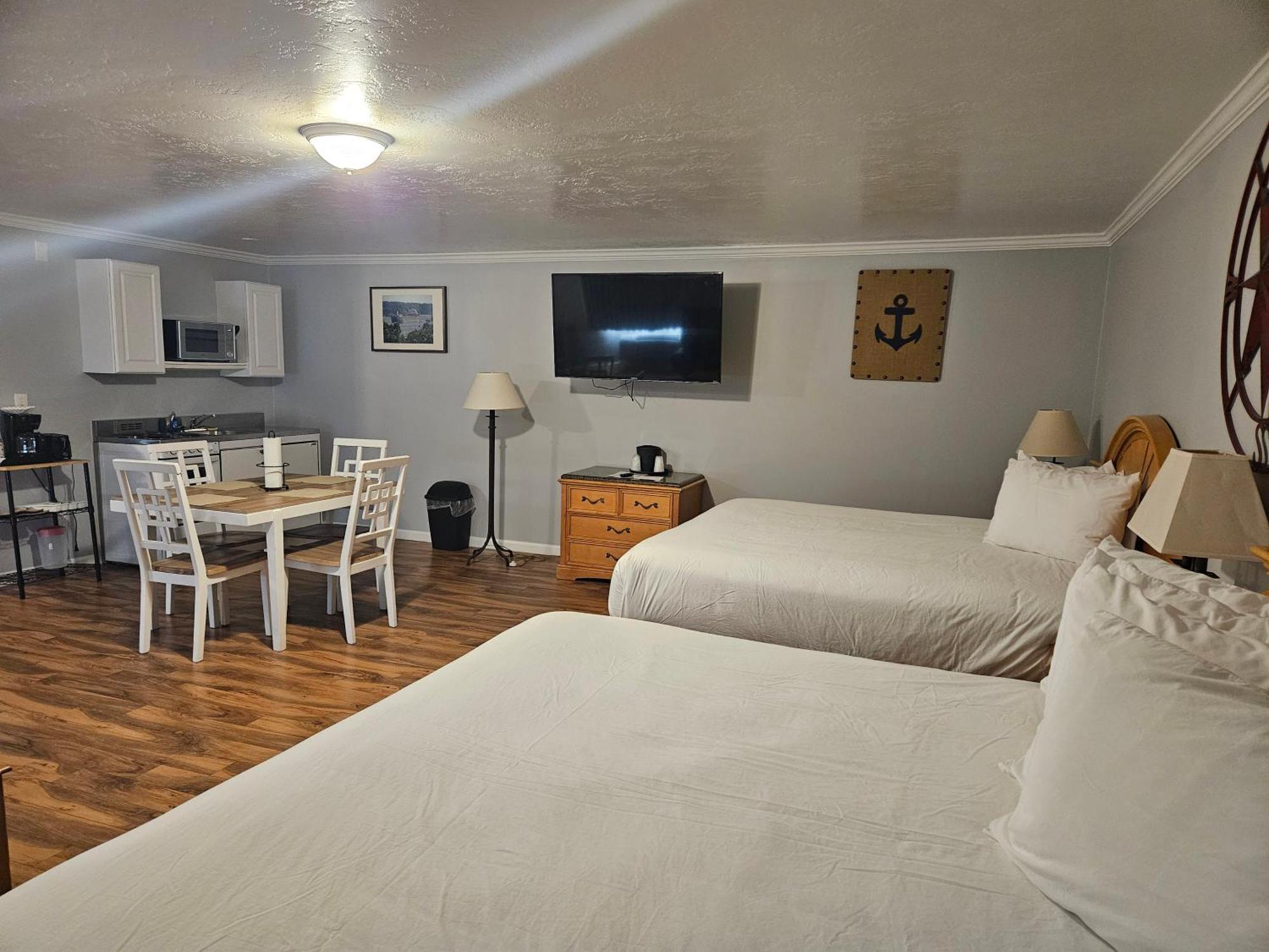 Captain'S Inn And Suites Alexandria Bay Dış mekan fotoğraf