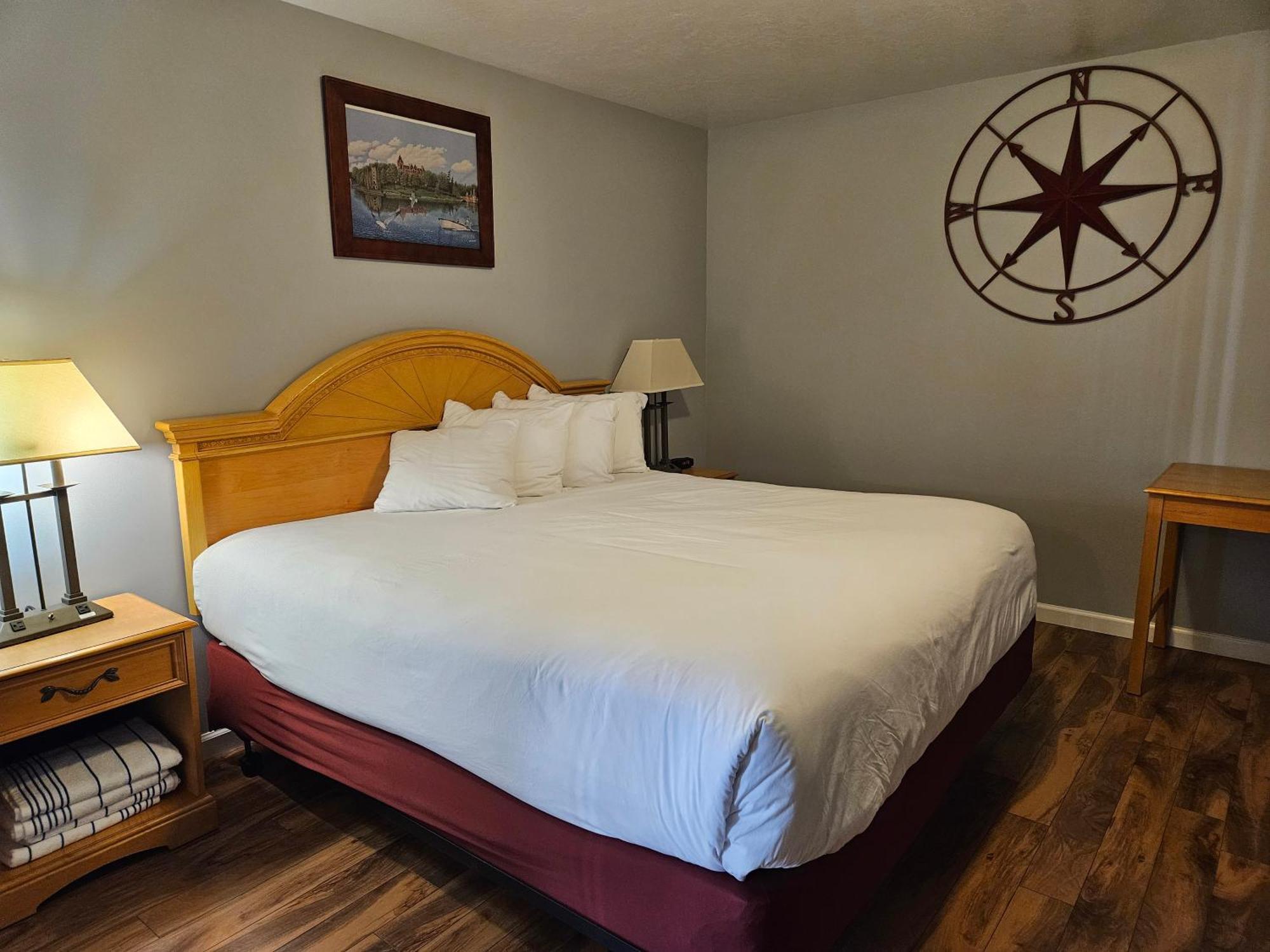 Captain'S Inn And Suites Alexandria Bay Dış mekan fotoğraf